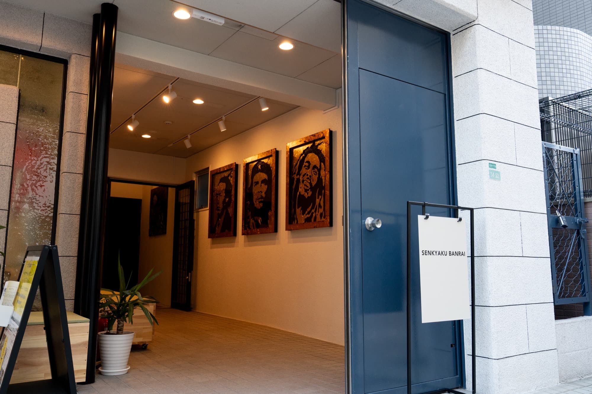 SENKYAKU BANRAI 施設外観